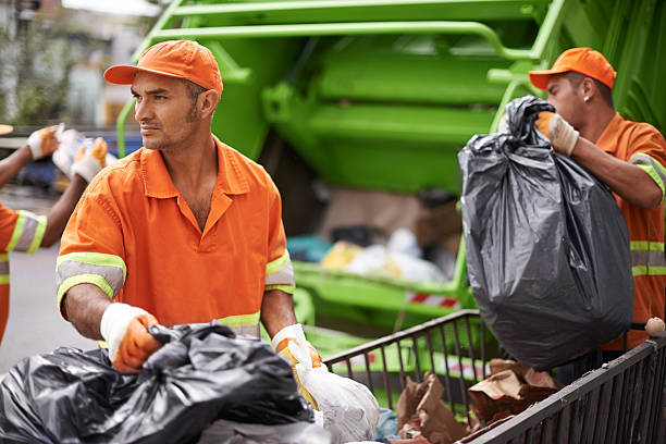 Best Yard Waste Removal  in Mccom, OH